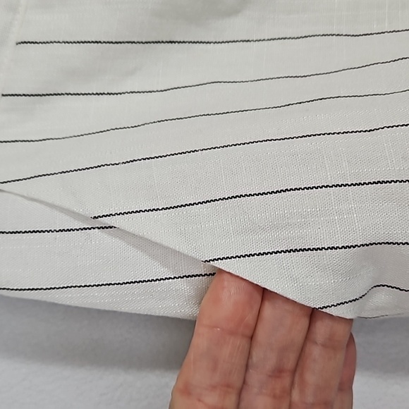 Steve Madden Jessa Linen-Blend White Striped Pull-on Shorts Size S - Picture 4 of 8